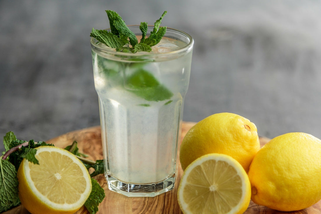 verre eau boisson hydratation citron